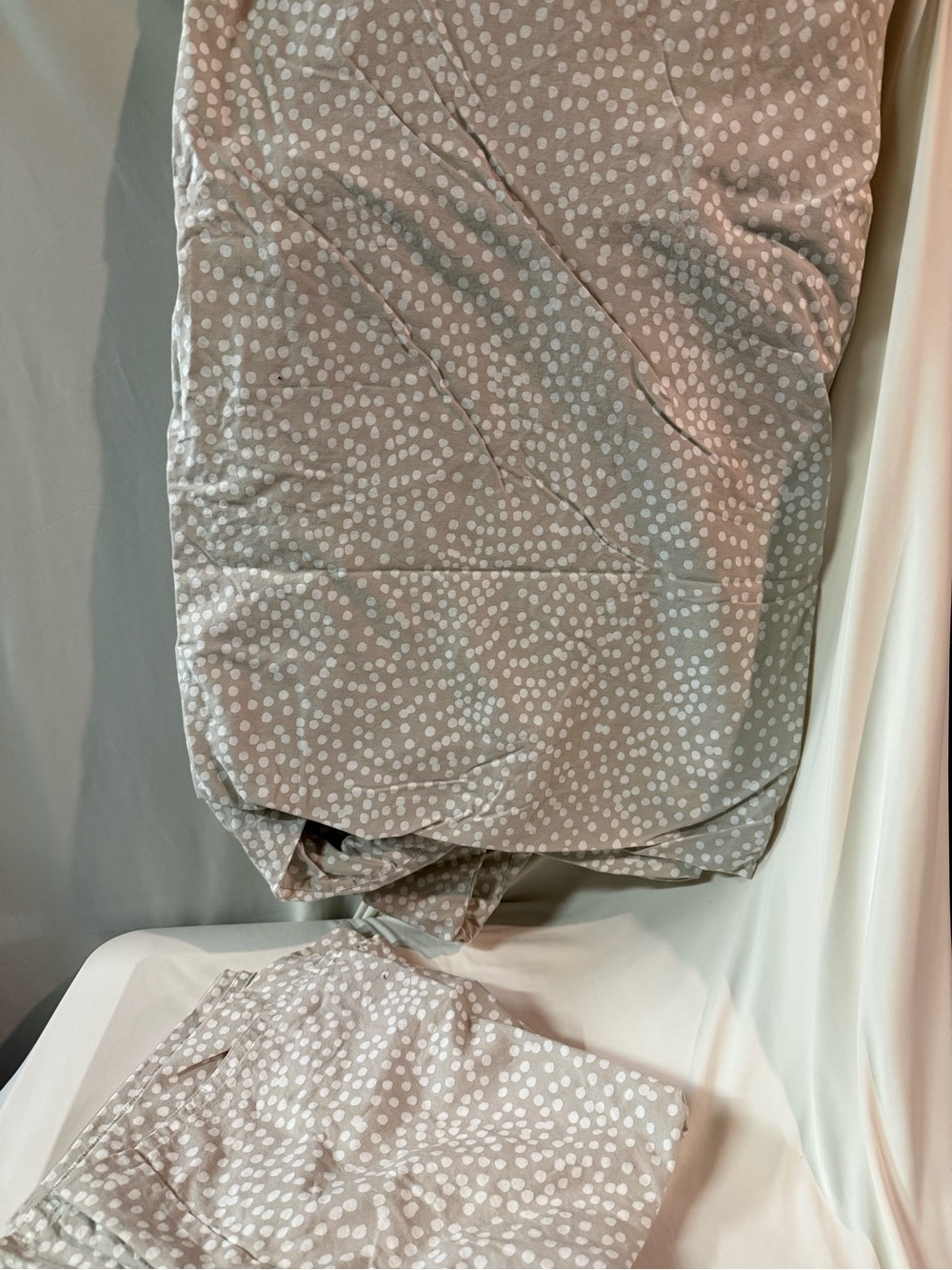 H&M Beige Dotted Duvet Cover Set
